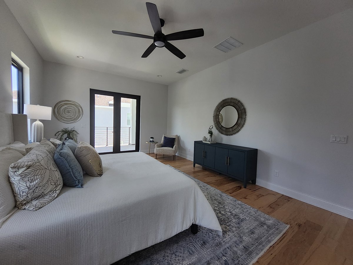 Tampa Luxury, Lois master bedroom